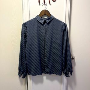 Gorgeous vintage blouse!